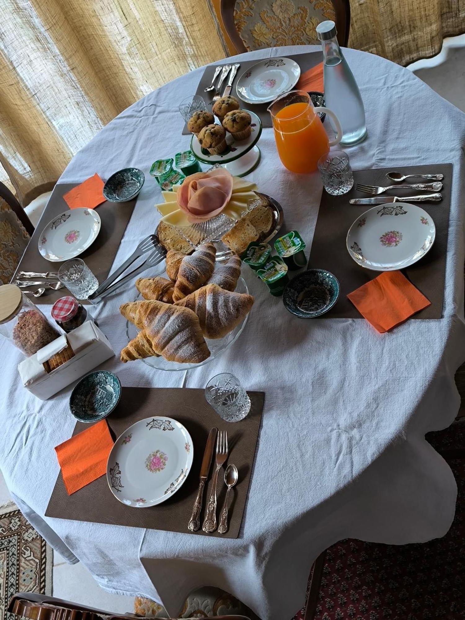 Bed and Breakfast Le Piante Di Casa Samar Castelguelfo Екстер'єр фото